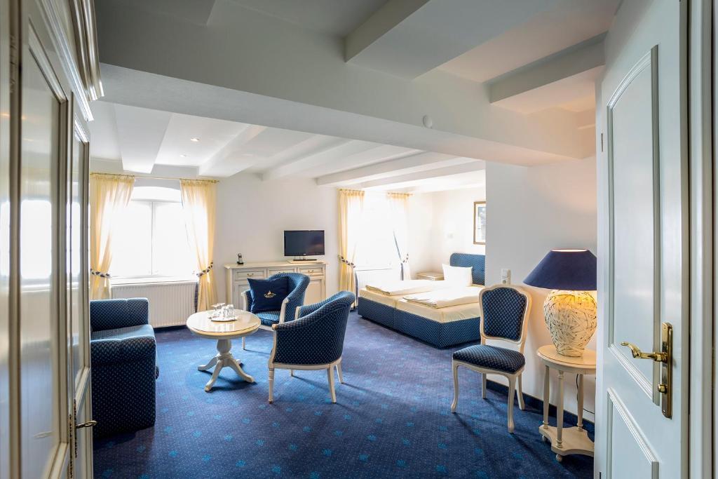 Hotel Am Yachthafen Waren  Eksteriør billede
